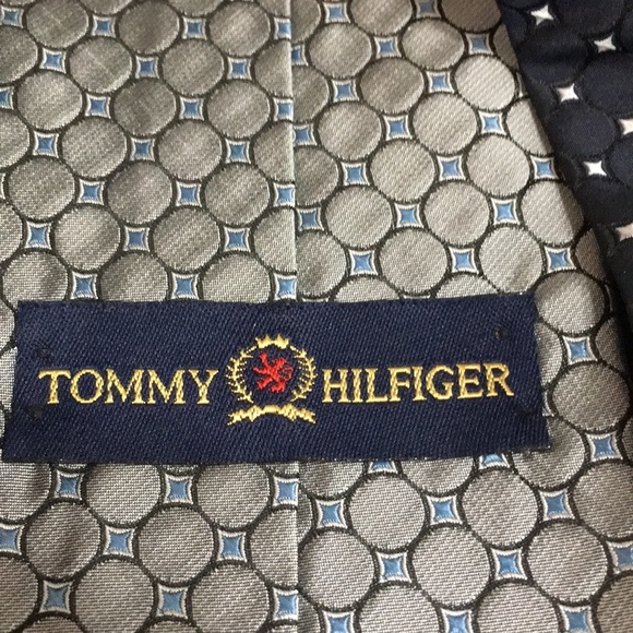 2 Tommy Hilfiger Silk ties - Picture 9 of 11